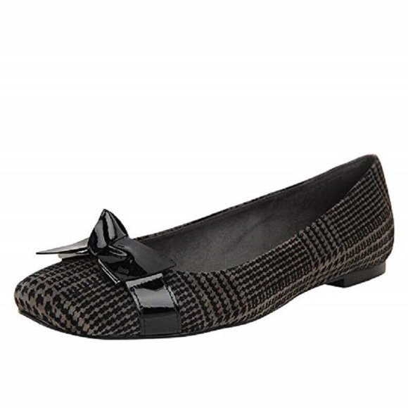 Stuart Weitzman Character Loafer Flat Shoe Women's - Picture 1 of 5
